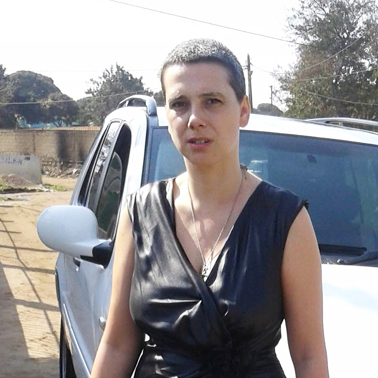 Carla Bras: Illegal Demolitions, Intimidation, and Fraudulent Claims in Mozambique